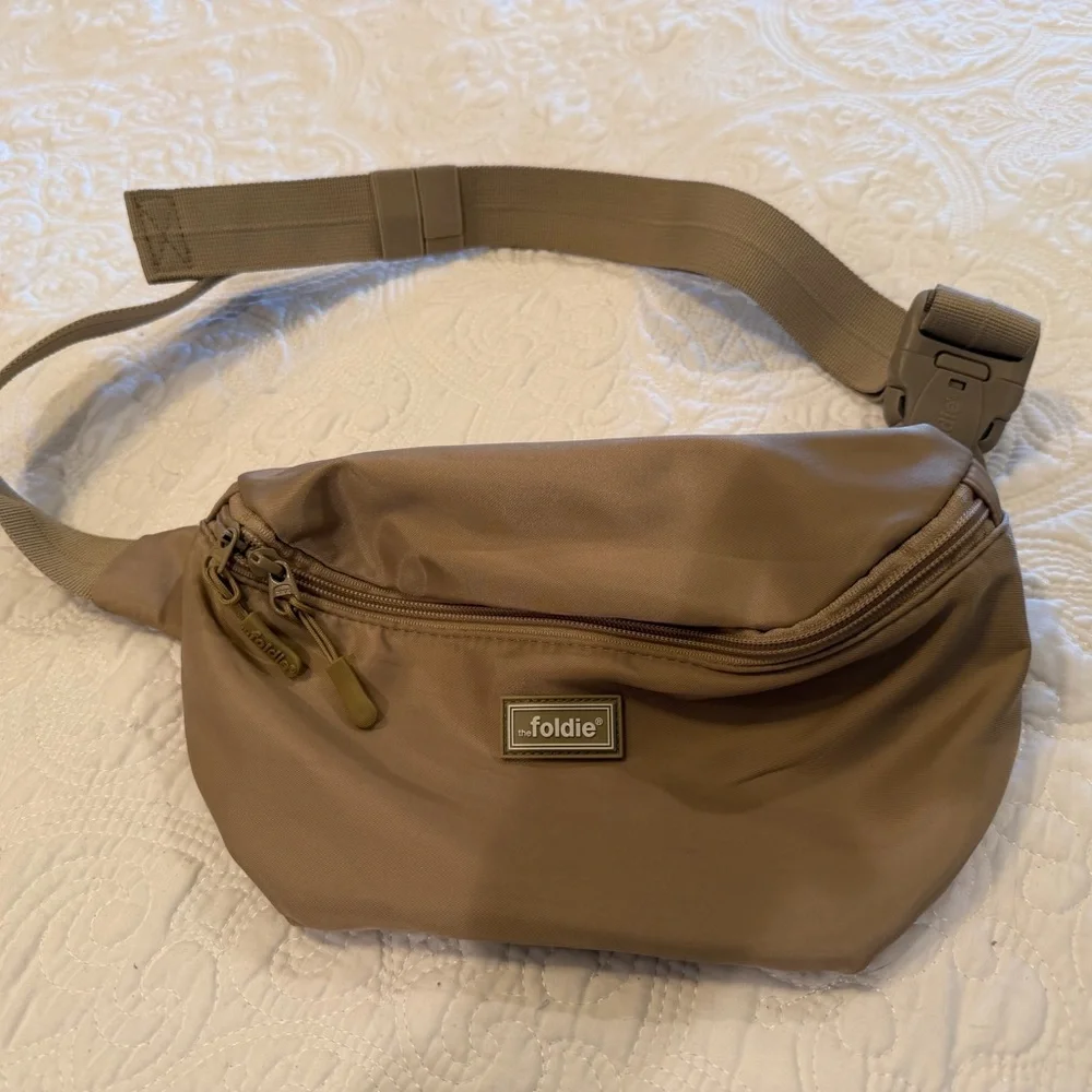 The Foldie Women's Beige Mini Bag - Picture 2 of 4